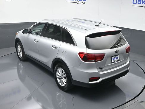 Used 2020 Kia Sorento LX w/ LX I4 Convenience Package image 50