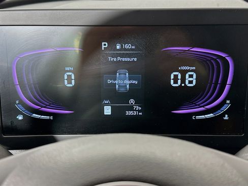 Used 2025 Kia Sportage LX FWD image 18