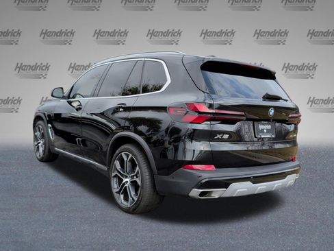 Certified 2024 BMW X5 sDrive40i w/ Premium Package image 9