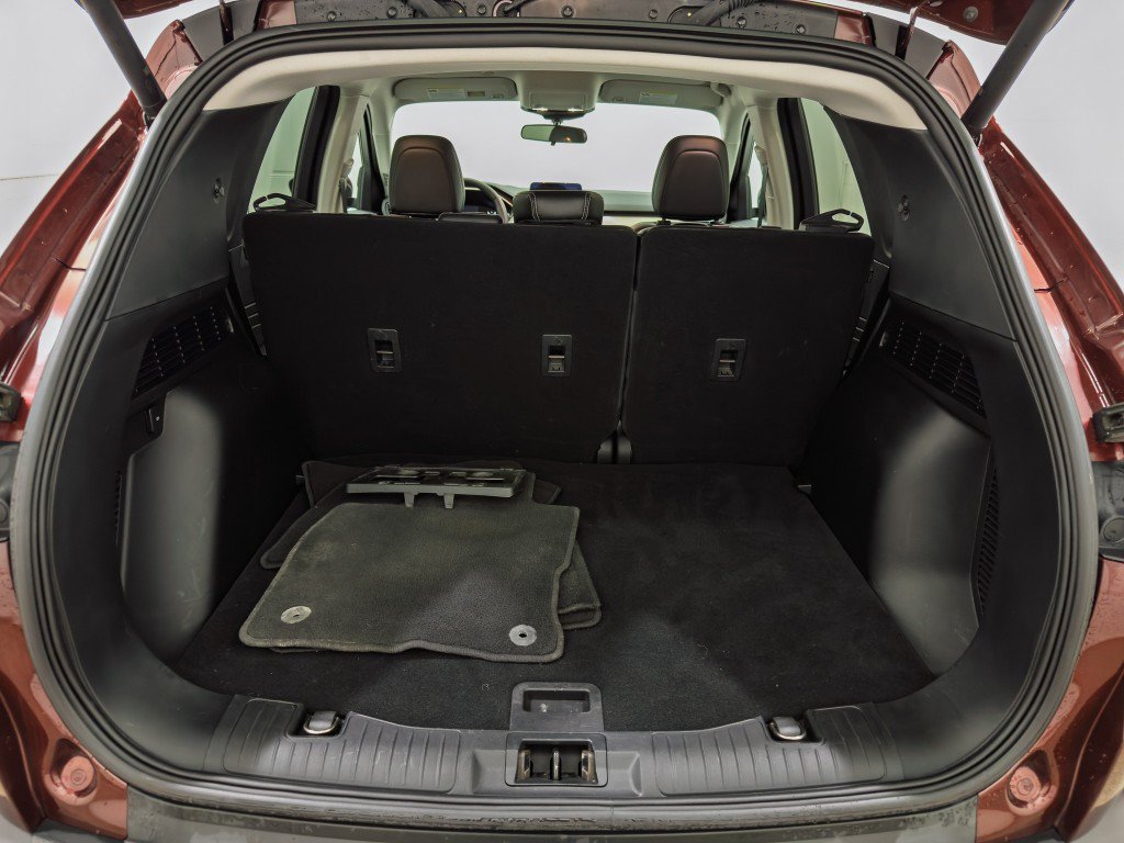Used 2021 Ford Escape SEL w/ Class II Trailer Tow Package AWD/4WD image 9
