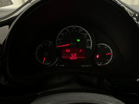 Used 2014 Volkswagen Beetle 2.5 image 18