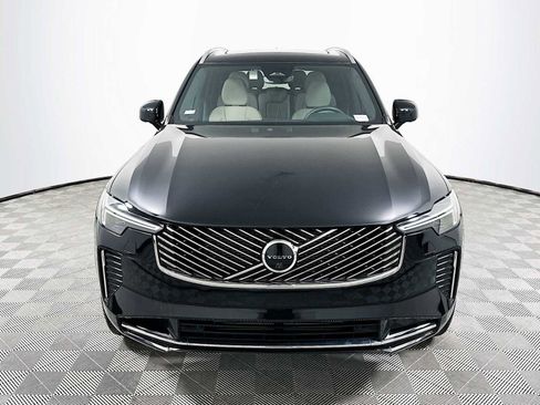 New 2025 Volvo XC90 T8 Plus w/ Protection Package Premier image 2