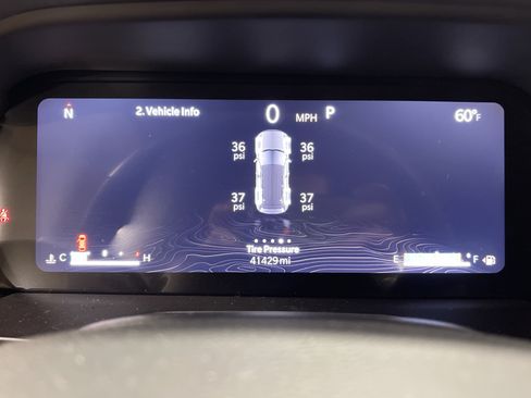 Used 2023 Jeep Grand Cherokee Laredo w/ Luxury Tech Group I image 21