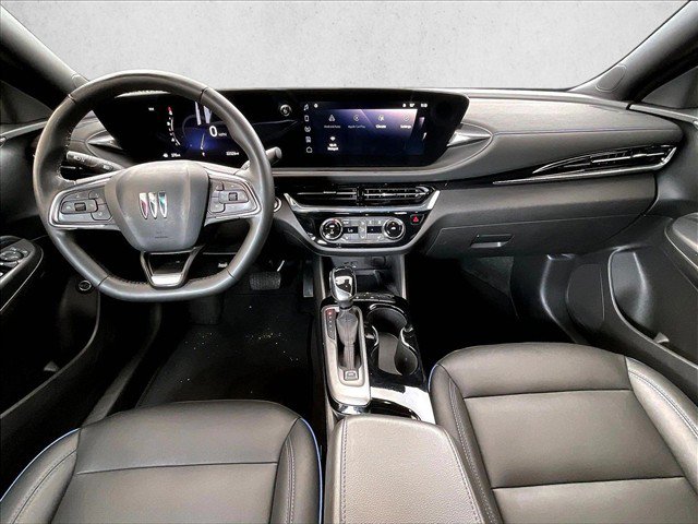 Used 2025 Buick Envista Sport Touring w/ Convenience I Package FWD image 12