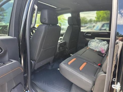 New 2026 GMC Sierra 2500 AT4 w/ AT4 Premium Plus Package AWD/4WD image 12