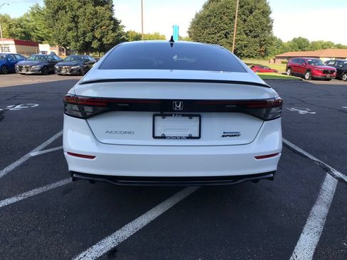 Certified 2025 Honda Accord Sport image 11