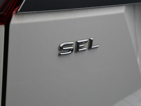 Used 2018 Volkswagen Atlas SEL Premium image 45