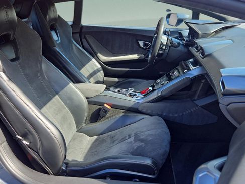 Used 2015 Lamborghini Huracan LP 610-4 image 28