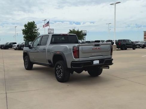 New 2026 GMC Sierra 2500 AT4X AWD/4WD image 8