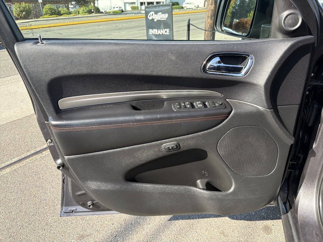 Used 2017 Dodge Durango R/T AWD/4WD image 40