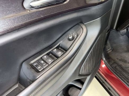 Used 2023 Jeep Grand Cherokee Laredo RWD image 16