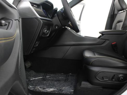 New 2026 Jeep Grand Cherokee L Limited AWD/4WD image 18