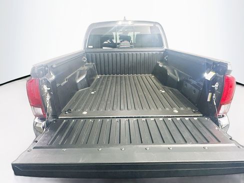 Used 2023 Toyota Tacoma SR5 RWD image 28