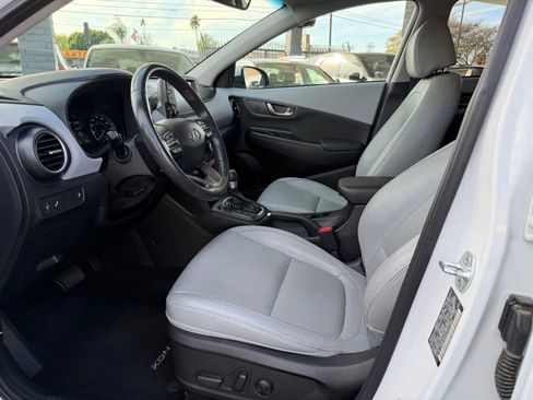 Used 2018 Hyundai Kona Limited image 26