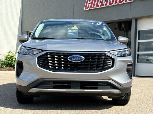 Used 2023 Ford Escape Active w/ Tech Pack #2 AWD/4WD image 16