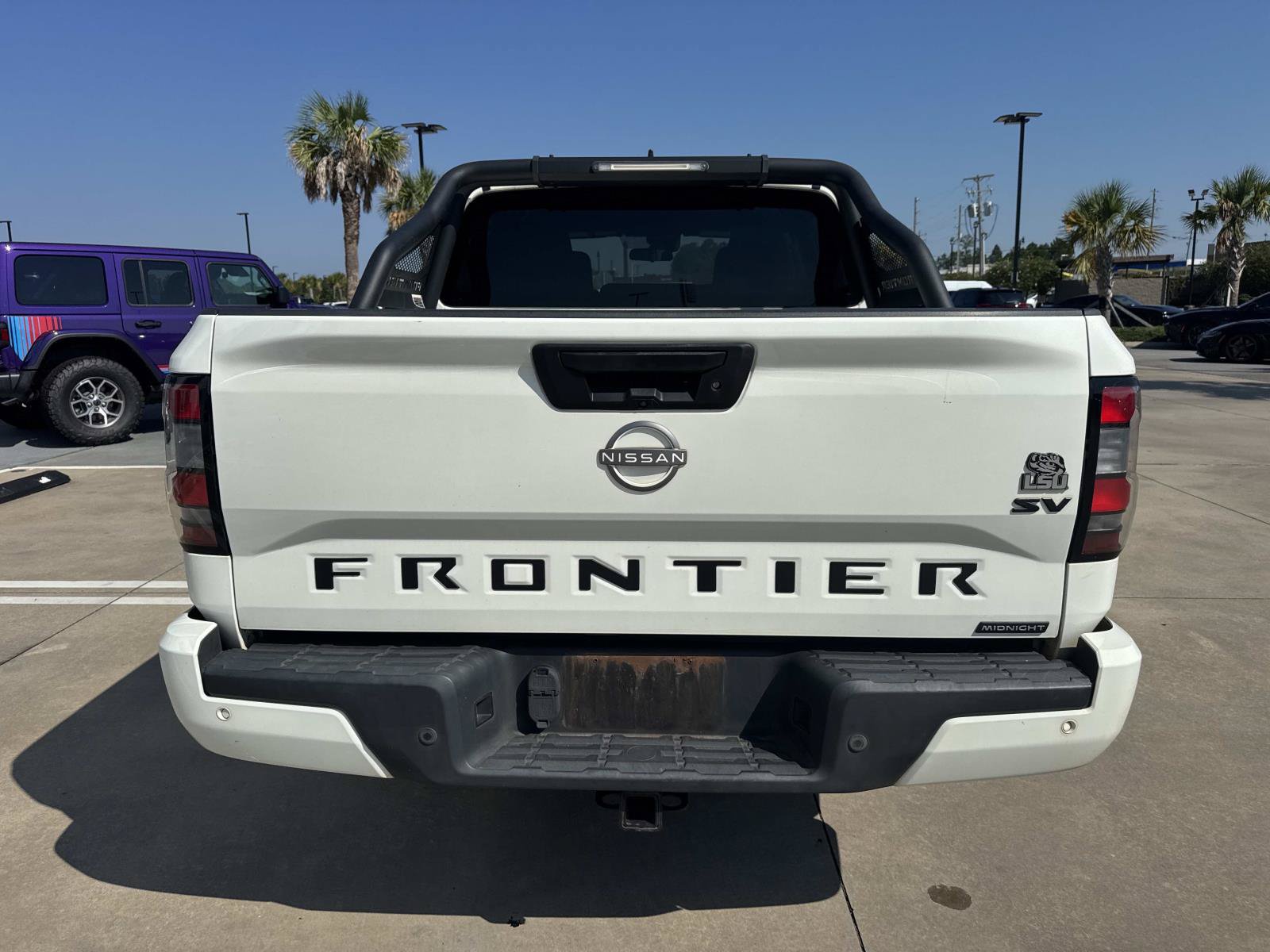 Used 2023 Nissan Frontier SV w/ Midnight Edition Package RWD image 6