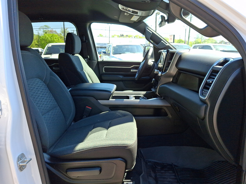 Used 2025 RAM 1500 Big Horn AWD/4WD image 13