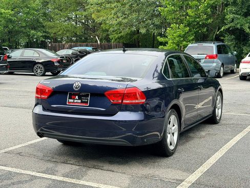 Used 2015 Volkswagen Passat 1.8T Limited Edition FWD image 5