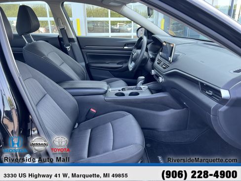 Used 2022 Nissan Altima 2.5 AWD/4WD image 25
