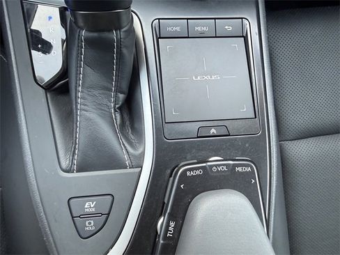 Used 2020 Lexus UX 250h w/ Premium Package image 31