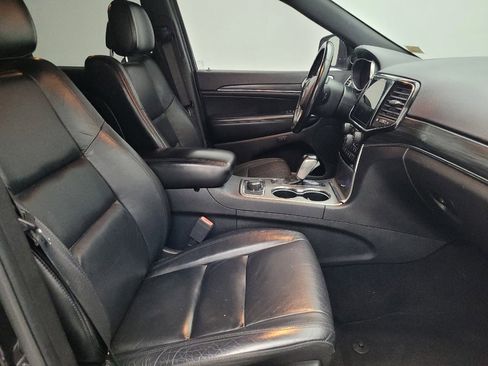 Used 2020 Jeep Grand Cherokee Limited image 21