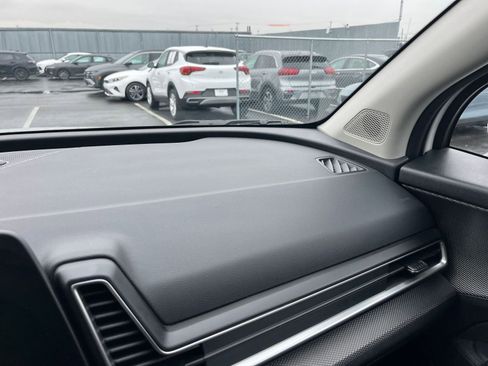 Used 2025 Kia Sportage LX image 34