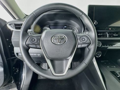 Certified 2024 Toyota Venza LE AWD/4WD image 11