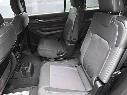 New 2026 Jeep Grand Cherokee L 4WD image 17