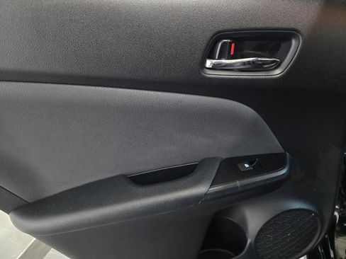 Used 2016 Toyota Prius Four Touring image 11