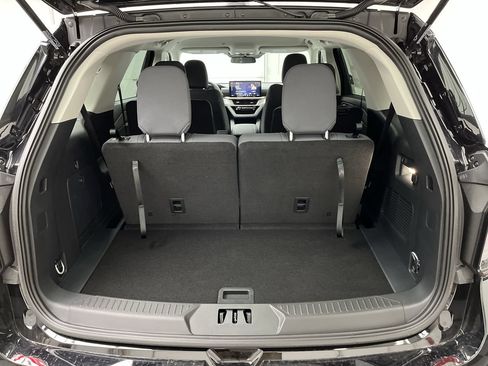 New 2026 Ford Explorer Active AWD/4WD image 29