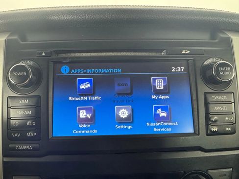 Used 2017 Nissan Titan SL image 19