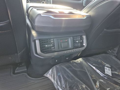 Certified 2022 Ford F150 Platinum w/ Equipment Group 701A High AWD/4WD image 12