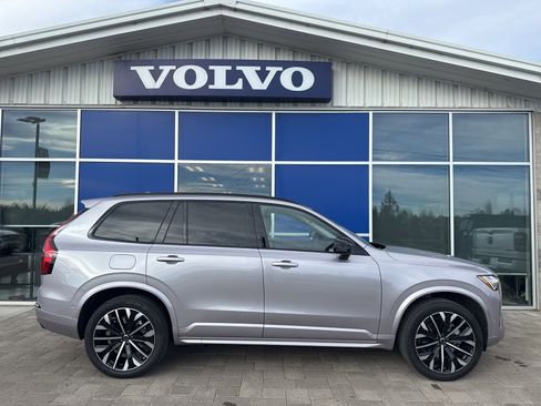 New 2026 Volvo XC90 B6 Ultra w/ Protection Package image 7