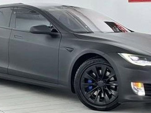 Used 2017 Tesla Model S 75 RWD image 1
