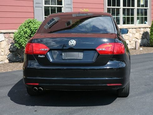 Used 2013 Volkswagen Jetta S FWD image 6