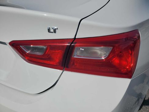 Used 2024 Chevrolet Malibu LT FWD image 13