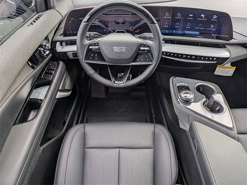New 2026 Cadillac Optiq Sport 2 image 17