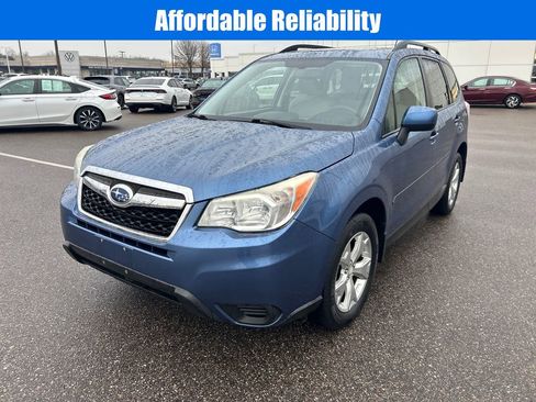 Used 2015 Subaru Forester 2.5i Premium w/ All-Weather Package image 4