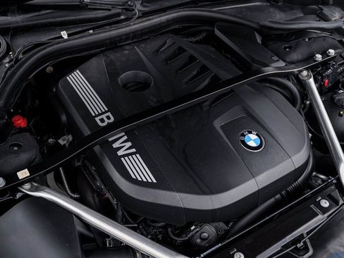 Used 2025 BMW 740i xDrive image 35