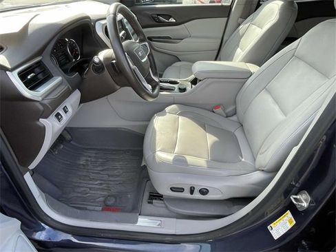 Used 2018 GMC Acadia SLT image 16