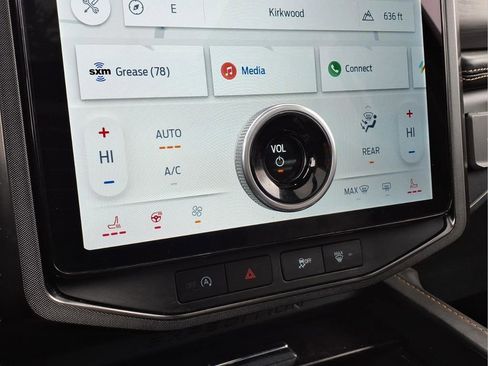 Used 2023 Ford Expedition Max Platinum image 10