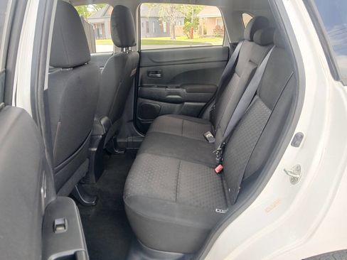 Used 2011 Mitsubishi Outlander Sport SE image 6