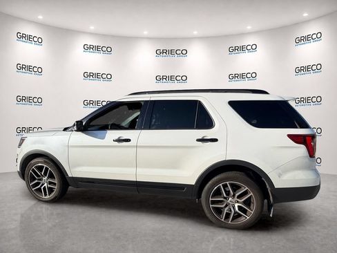 Used 2017 Ford Explorer Sport w/ Equipment Group 401A AWD/4WD image 5