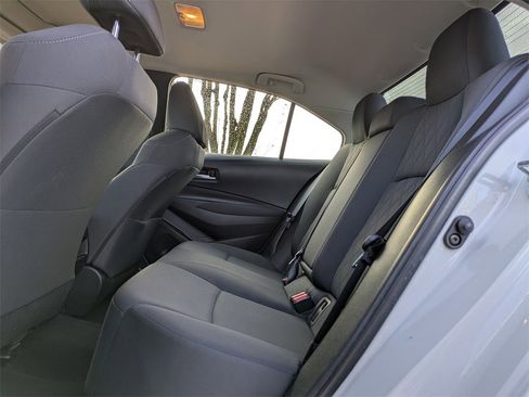 Used 2020 Toyota Corolla LE w/ LE Premium Package image 15