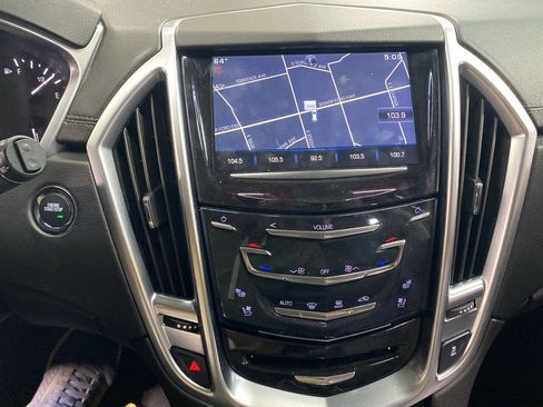 Used 2016 Cadillac SRX Premium image 16