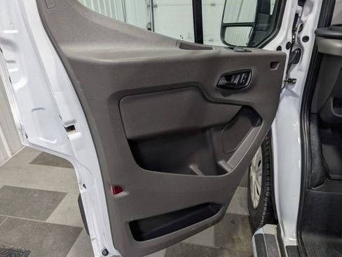 Used 2023 Ford Transit 250 Low Roof w/ Exterior Upgrade Package RWD image 8