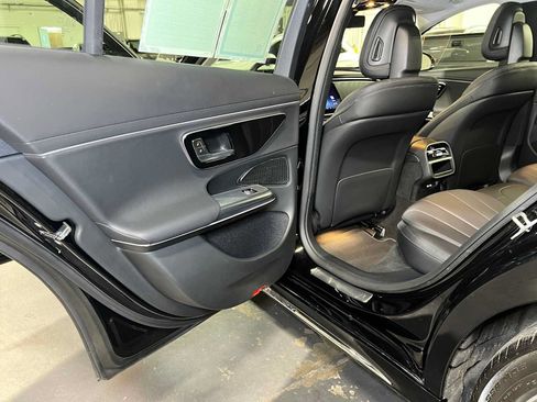Used 2026 Mercedes-Benz E 350 4MATIC Sedan image 18