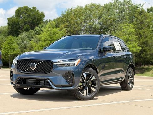 New 2026 Volvo XC60 T8 Core w/ Protection Package Premier AWD/4WD image 2