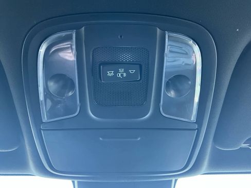 Used 2021 Kia Stinger GT image 28