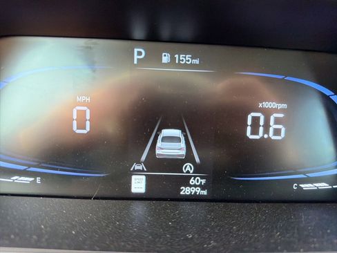 Used 2024 Hyundai Elantra SE image 12